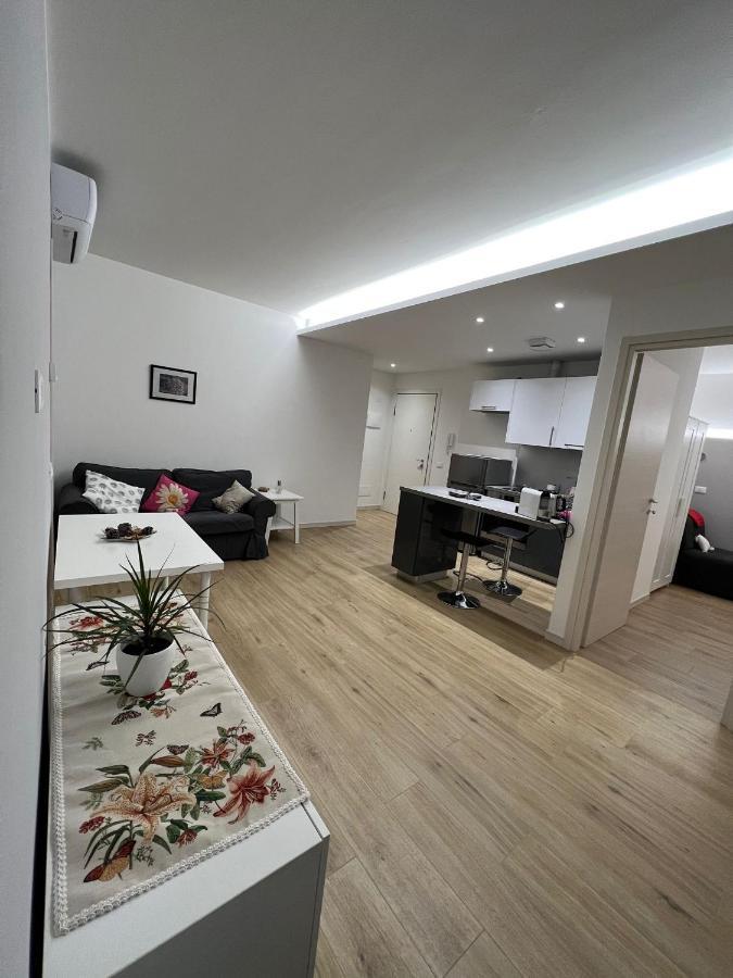 Appartamento Con Due Camere Da Letto E Free Park Βερόνα Εξωτερικό φωτογραφία